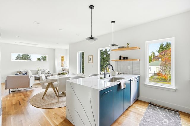 3757 SW Austin Street, Seattle, WA 98126