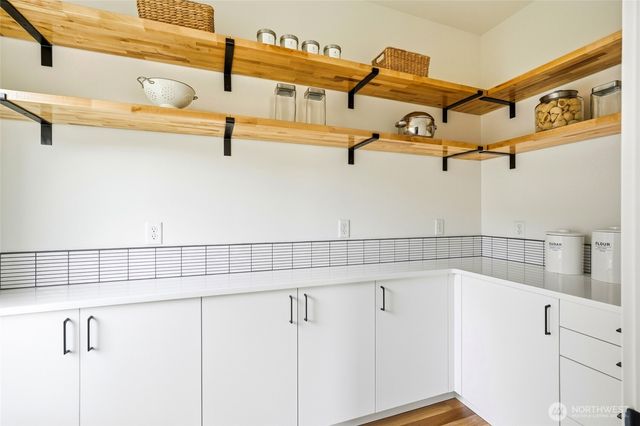 3757 SW Austin Street, Seattle, WA 98126