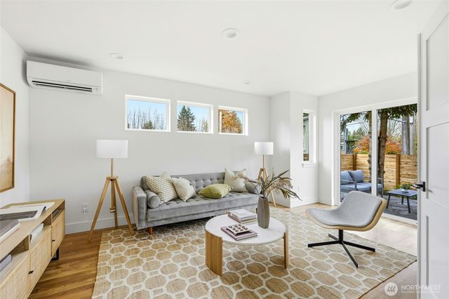 3757 SW Austin Street, Seattle, WA 98126