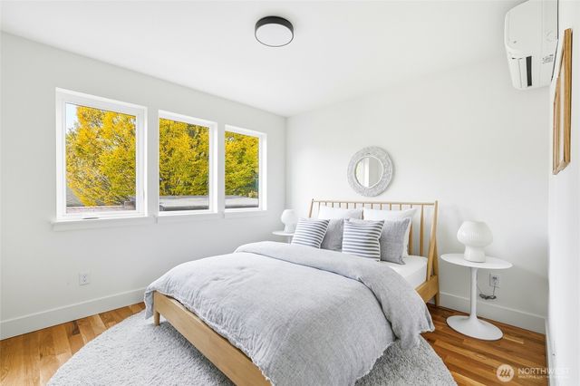 3757 SW Austin Street, Seattle, WA 98126