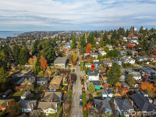 3757 SW Austin Street, Seattle, WA 98126