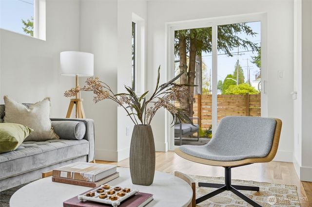 3757 SW Austin Street, Seattle, WA 98126