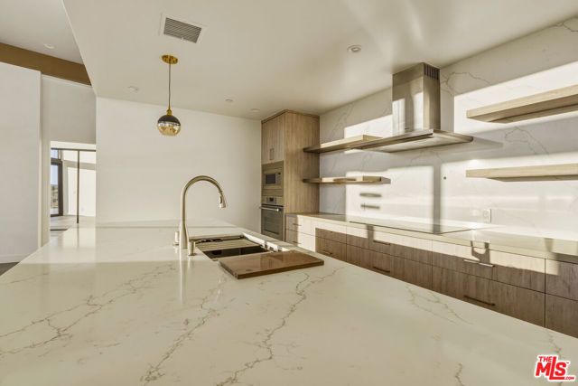 429 Ripon Avenue, Yucca Valley, CA 92284