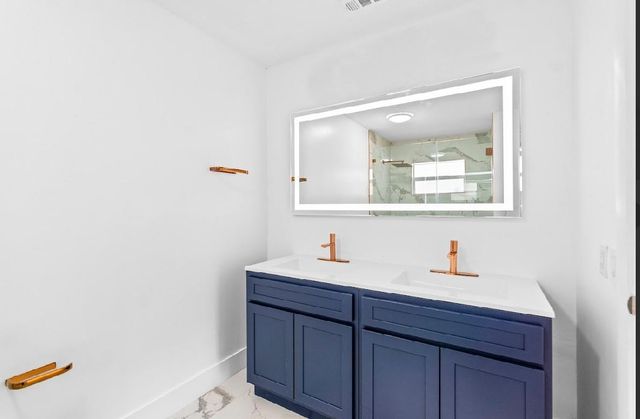 7060 NW 47th Place, Lauderhill, FL 33319