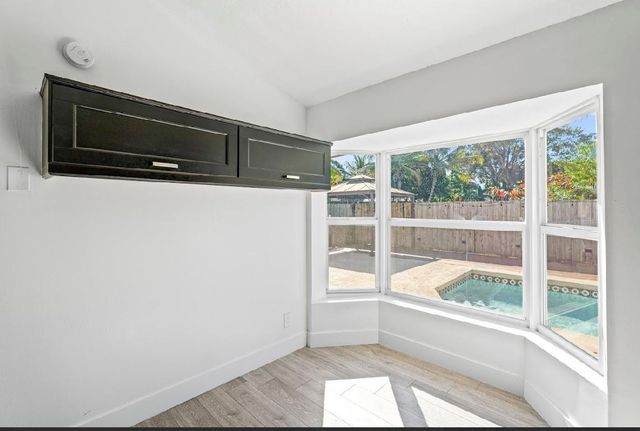 7060 NW 47th Place, Lauderhill, FL 33319