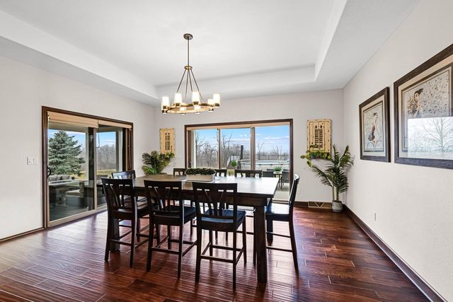 4722 W Oakwood ROAD, Franklin, WI 53132