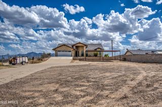 213 E Elm Lane, Avondale, AZ 85323