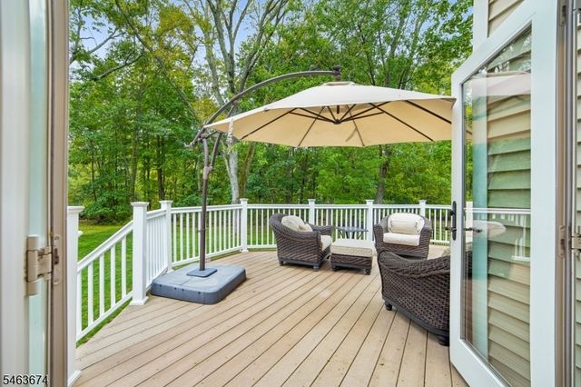 123 River Bend Rd, Berkeley Heights Twp., NJ 07922