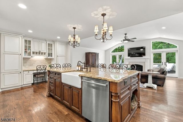 123 River Bend Rd, Berkeley Heights Twp., NJ 07922