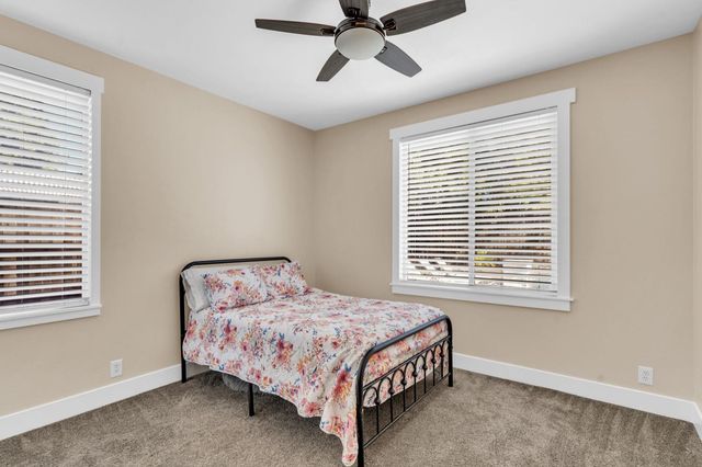 9700 Glacier Creek Way, Elk Grove, CA 95624