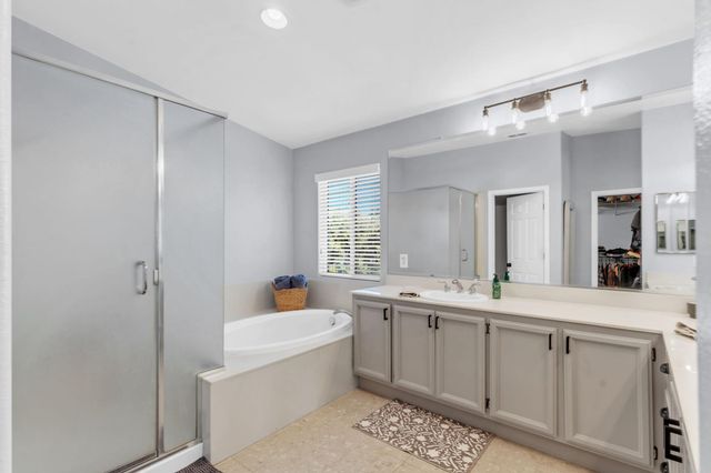 9700 Glacier Creek Way, Elk Grove, CA 95624