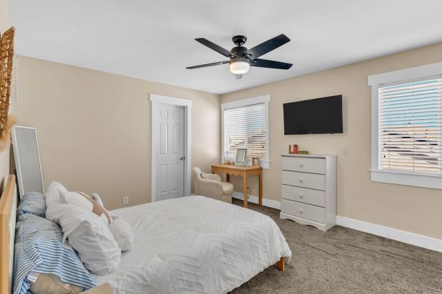 9700 Glacier Creek Way, Elk Grove, CA 95624