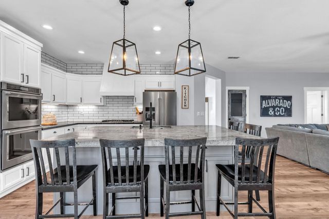 9700 Glacier Creek Way, Elk Grove, CA 95624