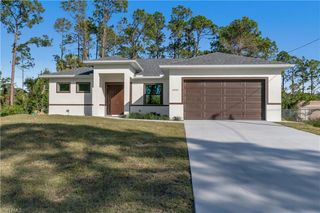 2608 5th ST SW, Lehigh Acres, FL 33976