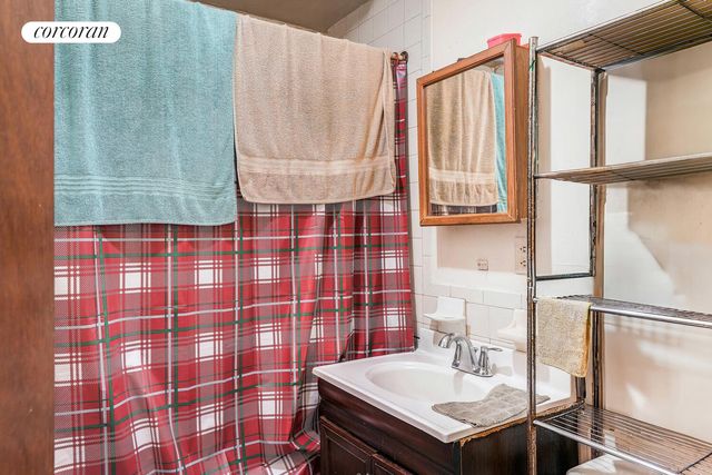 180-18 HILLSIDE Avenue, New York City, NY 11432