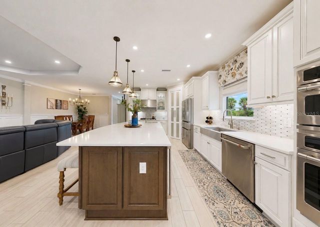 10505 WICKER PARK PLACE, Palmetto, FL 34221