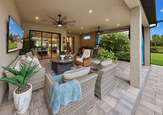 10505 WICKER PARK PLACE, Palmetto, FL 34221