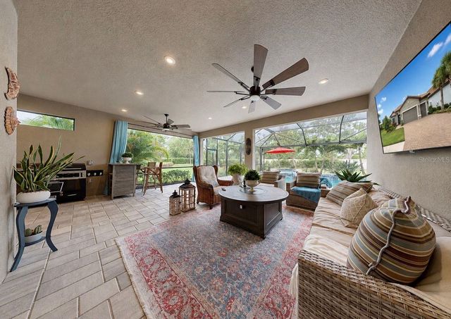 10505 WICKER PARK PLACE, Palmetto, FL 34221