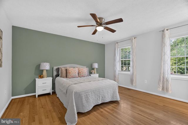 885 WILD ROSE LN, Harpers Ferry, WV 25425