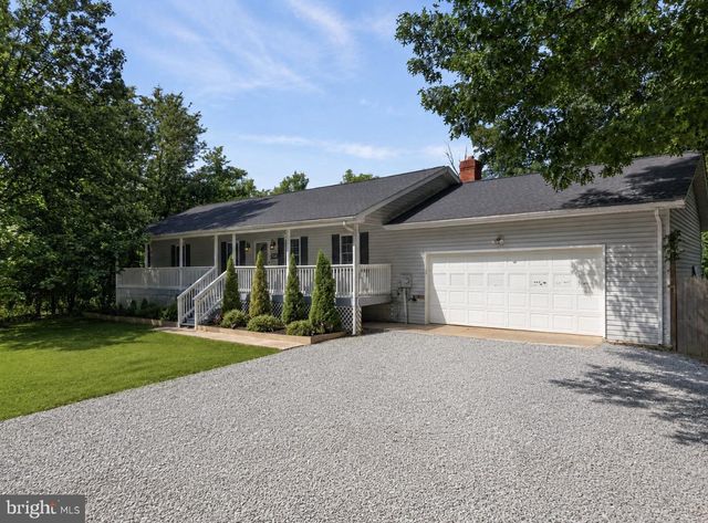 885 WILD ROSE LN, Harpers Ferry, WV 25425