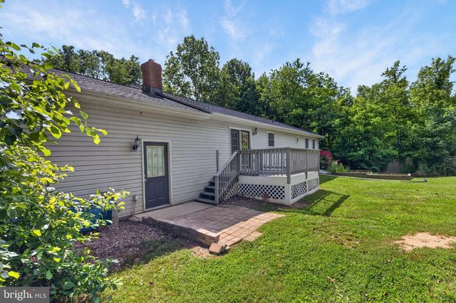 885 WILD ROSE LN, Harpers Ferry, WV 25425
