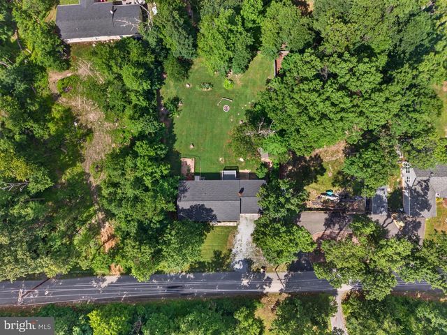 885 WILD ROSE LN, Harpers Ferry, WV 25425