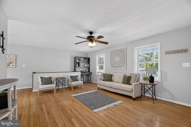 885 WILD ROSE LN, Harpers Ferry, WV 25425