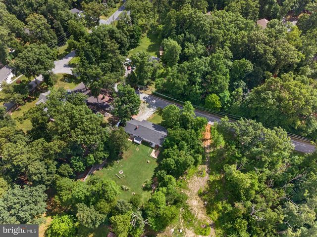 885 WILD ROSE LN, Harpers Ferry, WV 25425
