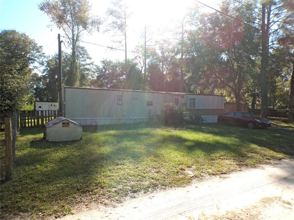 2735 NE 147TH COURT, Silver Springs, FL 34488