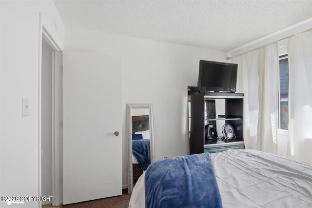 835 N Park Street, Anchorage, AK 99508