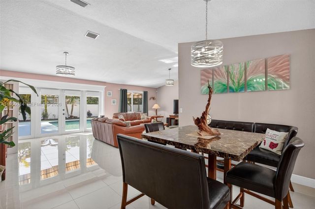 15280 SW 153rd St, Miami, FL 33187