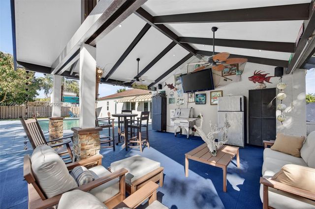 15280 SW 153rd St, Miami, FL 33187