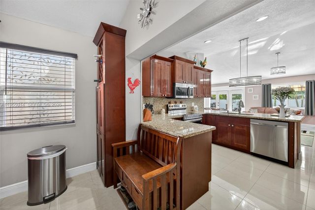 15280 SW 153rd St, Miami, FL 33187