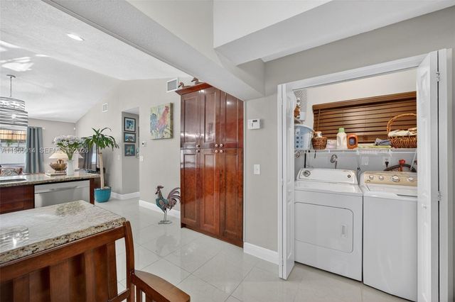 15280 SW 153rd St, Miami, FL 33187