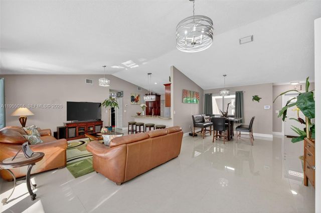 15280 SW 153rd St, Miami, FL 33187