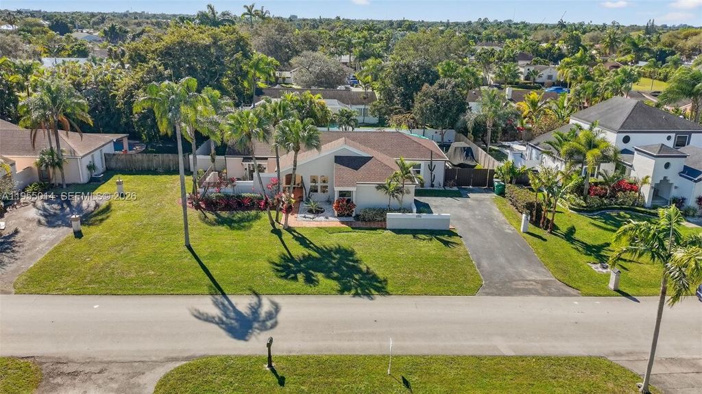 15280 SW 153rd St, Miami, FL 33187