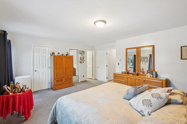 150 Lake Region Boulevard, Monroe, NY 10950