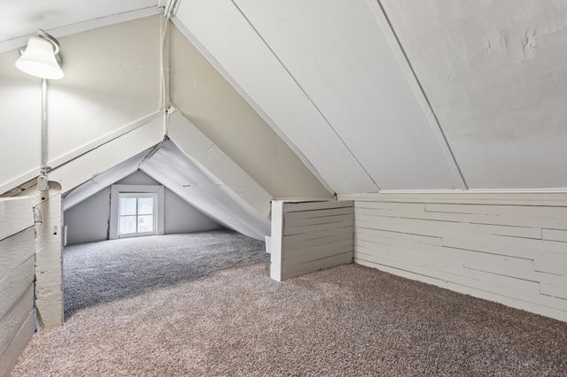 2155 Reaney Avenue E, Saint Paul, MN 55119