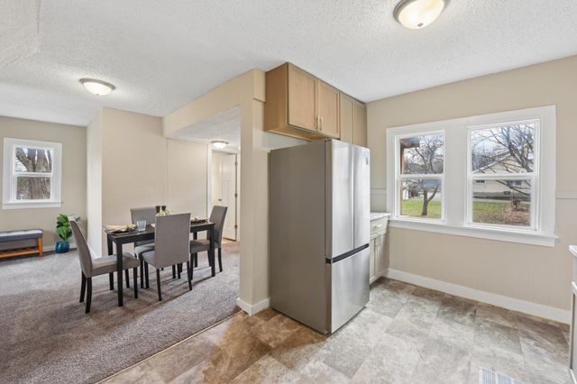 2155 Reaney Avenue E, Saint Paul, MN 55119