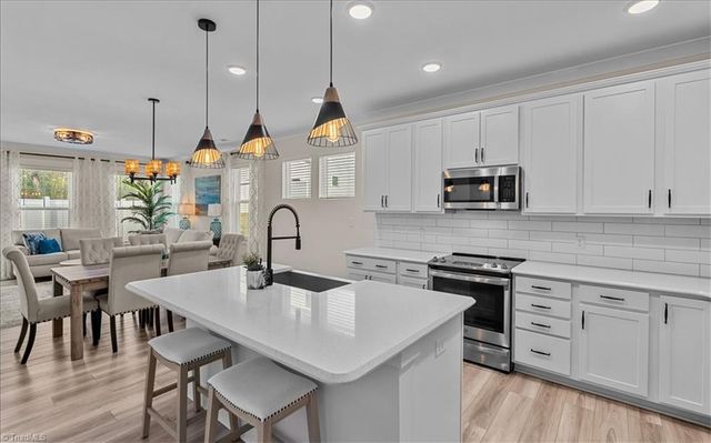 1206 Harbor Crossing Way, Greensboro, NC 27455