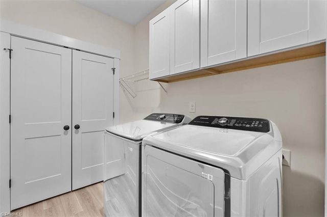 1206 Harbor Crossing Way, Greensboro, NC 27455