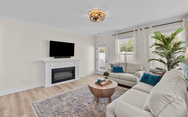 1206 Harbor Crossing Way, Greensboro, NC 27455