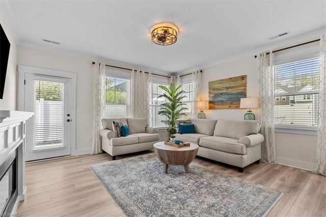 1206 Harbor Crossing Way, Greensboro, NC 27455