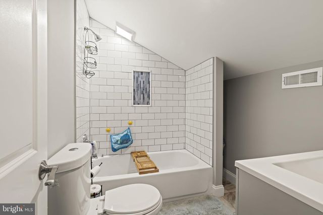 510 SMITHFIELD AVE, Philadelphia, PA 19116