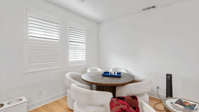 15681 Rennyson, San Diego, CA 92127