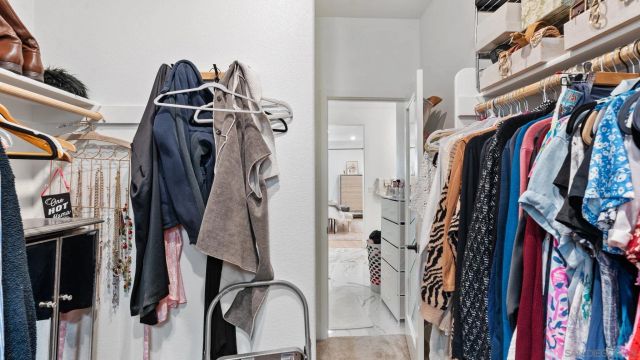 15681 Rennyson, San Diego, CA 92127
