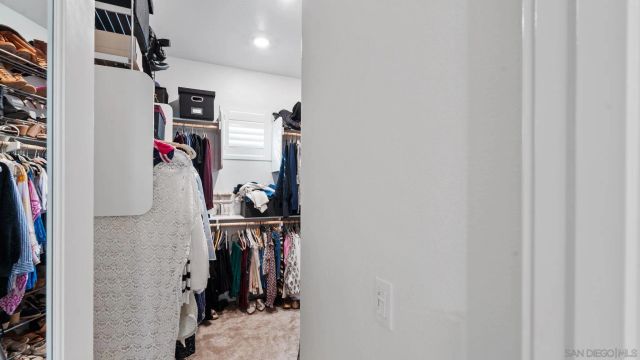 15681 Rennyson, San Diego, CA 92127