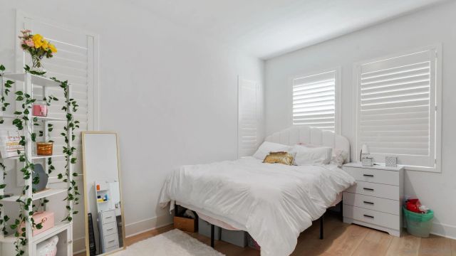 15681 Rennyson, San Diego, CA 92127