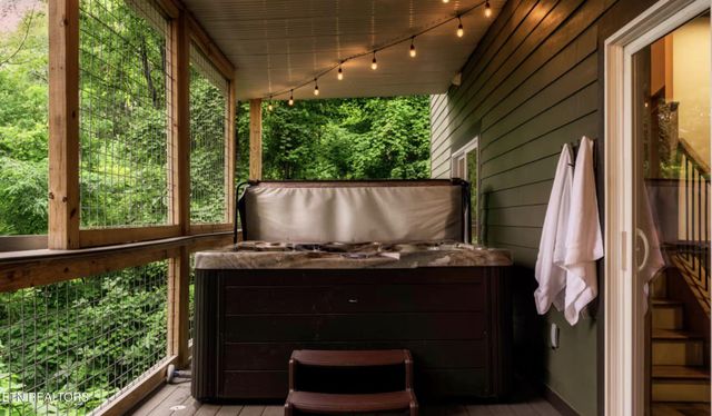 1263 Ski View Drive, Gatlinburg, TN 37738