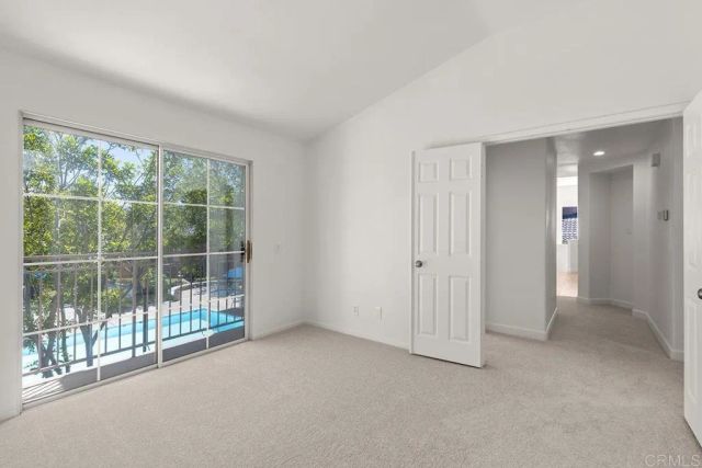 12011 Tivoli Park Row 2, San Diego, CA 92128